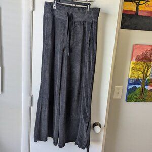 Lululemon Athletica Wide Leg Gray Pants Size 10